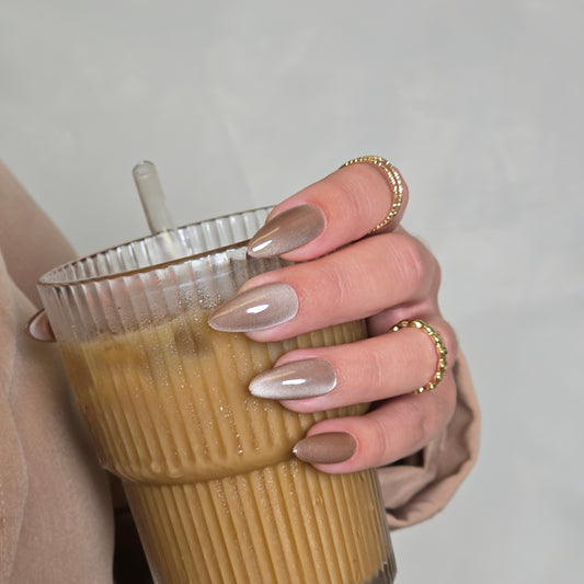 “Gel It Up" Cat Eye Gel Polish - Pour Decisions